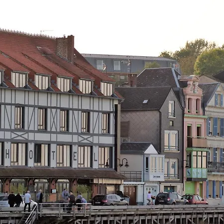 La Longere De Suzanne 住宿加早餐酒店 3*